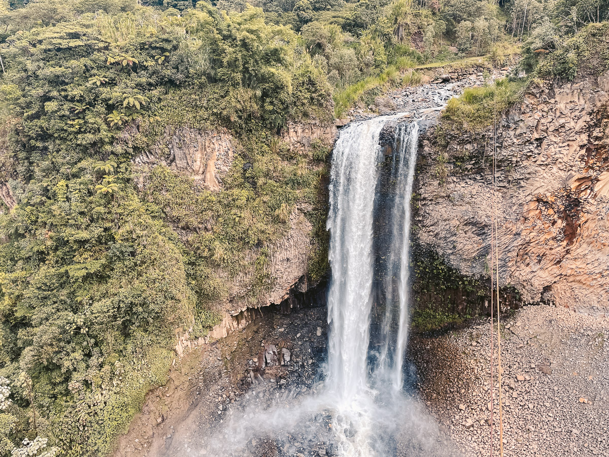 cascada manto de la novia