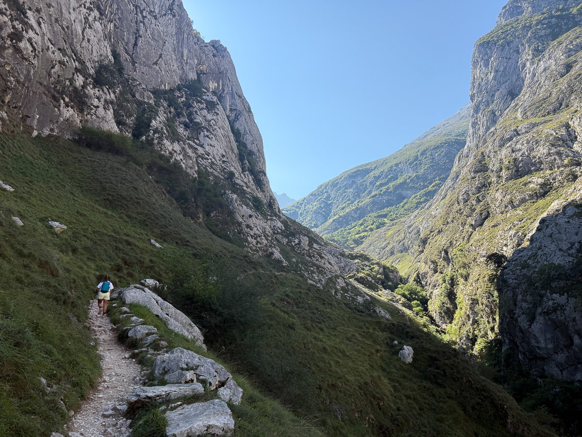 Stunning rockfaces hiking into the mountains on the way to Bulnes.