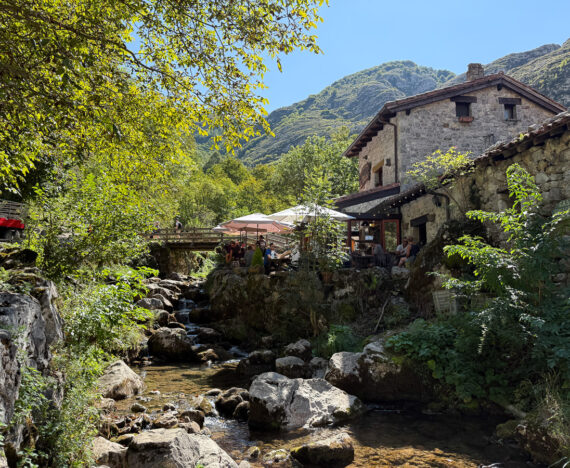 A resturaunt purched on the side of the river in the town of Bulnes during the hike from Poncebos.