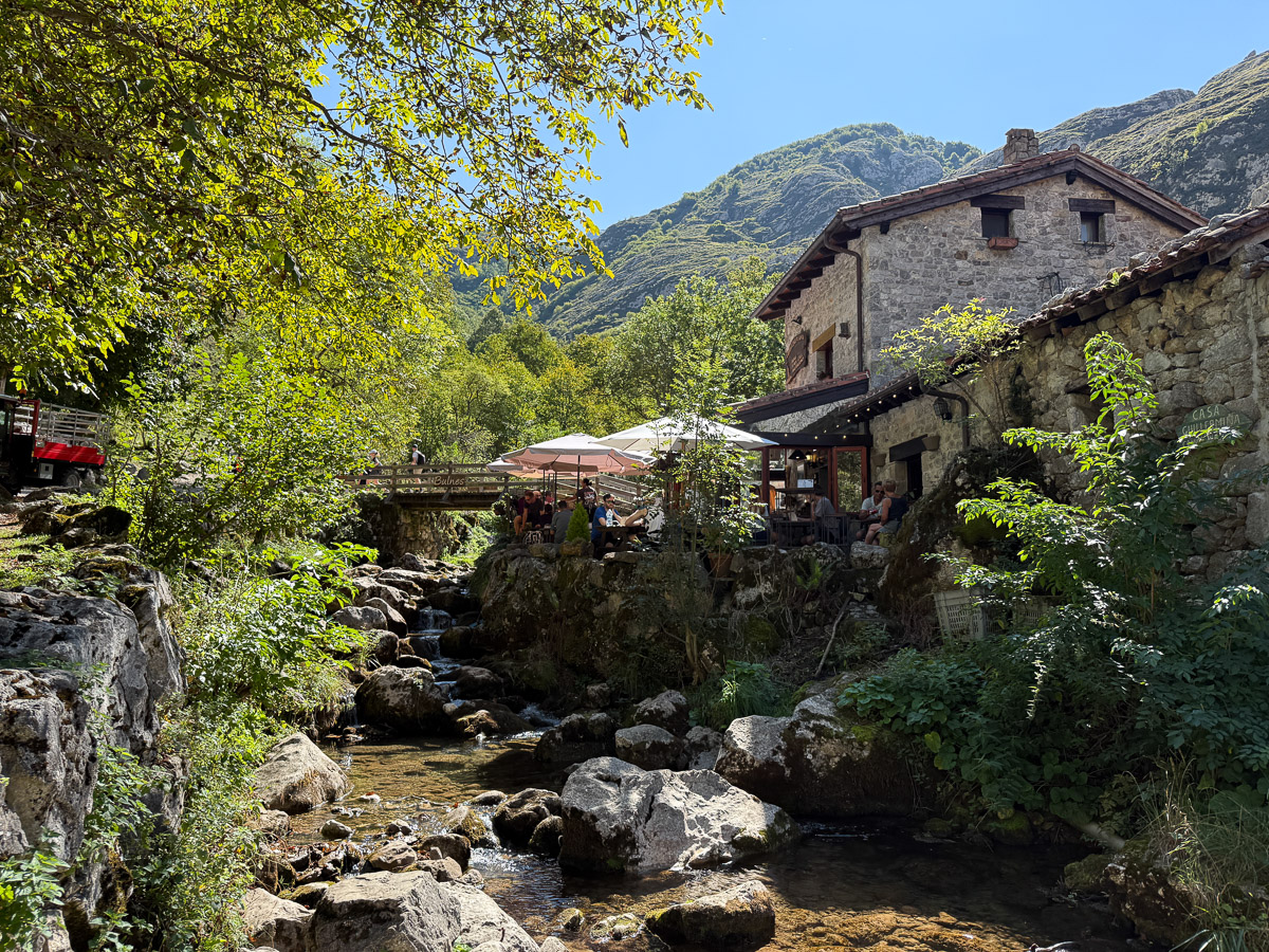 A resturaunt purched on the side of the river in the town of Bulnes during the hike from Poncebos.
